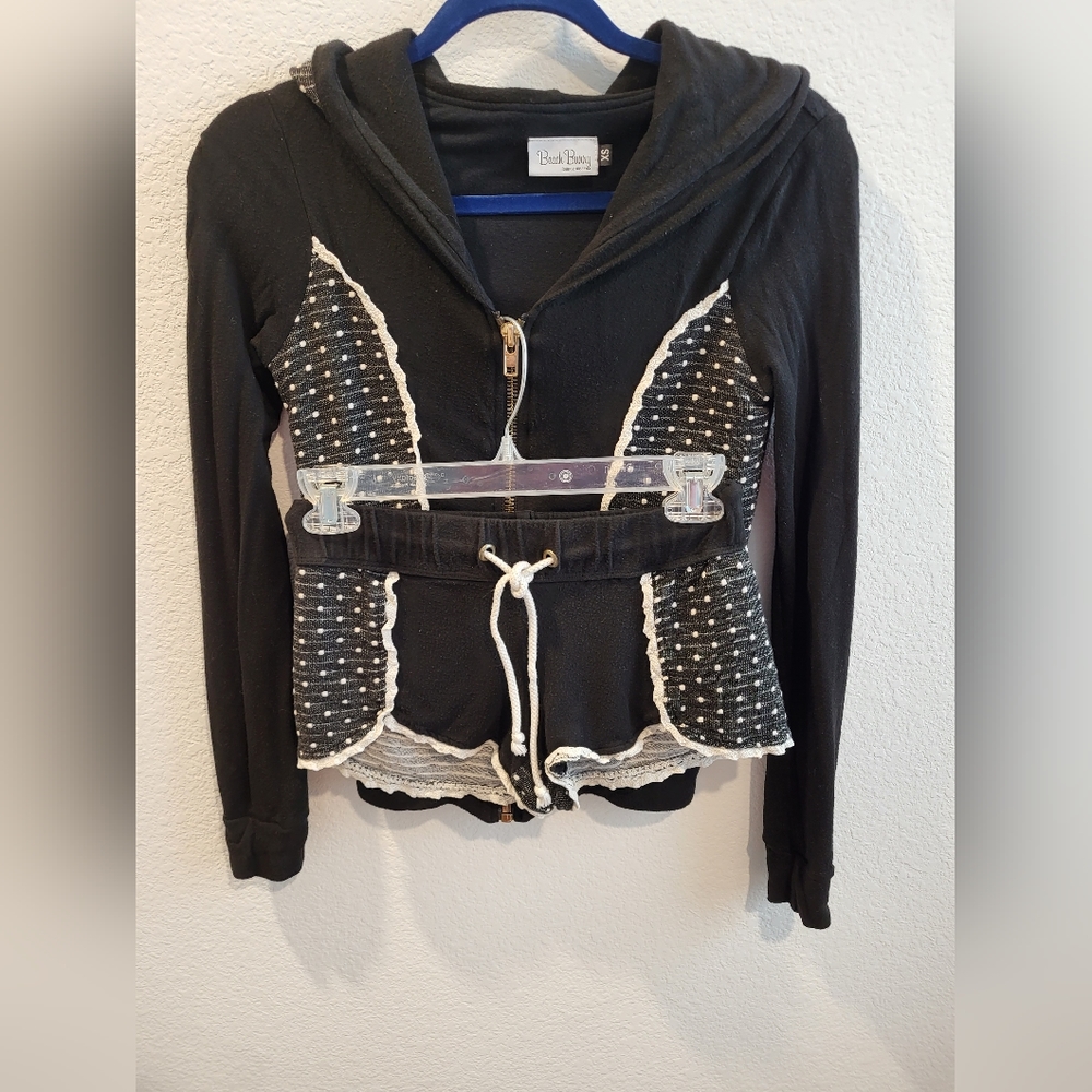 BEACH BUNNY LOUNGEWEAR SET 2PC. SIZE XS